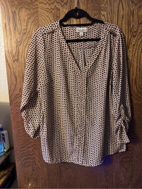 Polka Dot V-Neck Blouse - Blush Pink